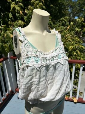 Sleeveless Crochet Tank